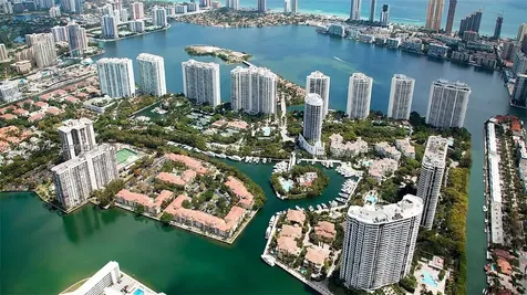 3000 Island Boulevard Aventura FL 33160