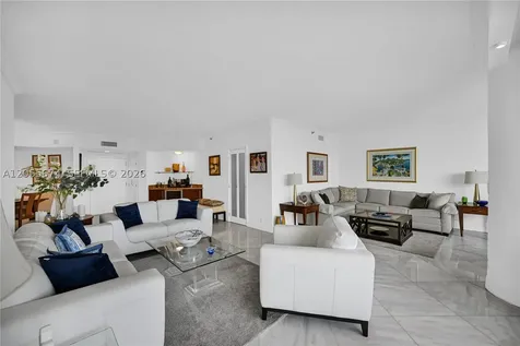 3000 Island Boulevard Aventura FL 33160