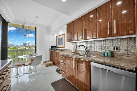 3000 Island Boulevard Aventura FL 33160