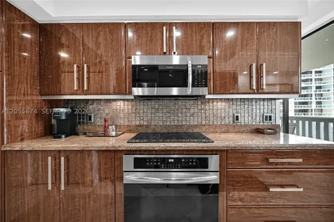 3000 Island Boulevard Aventura FL 33160