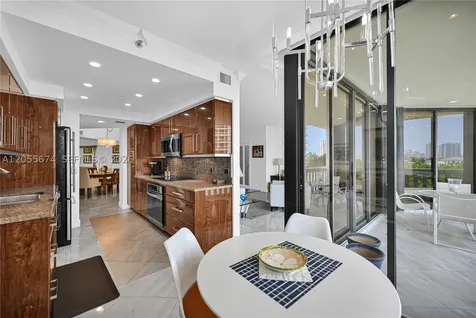 3000 Island Boulevard Aventura FL 33160