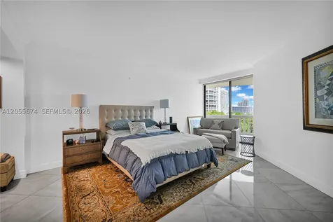3000 Island Boulevard Aventura FL 33160