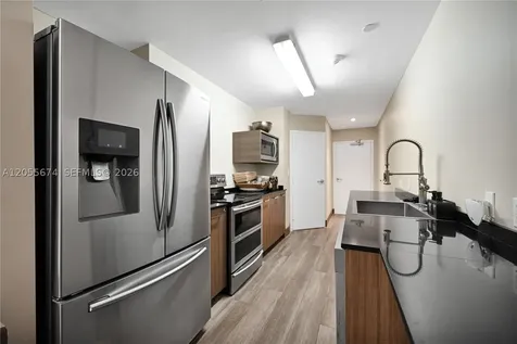 3000 Island Boulevard Aventura FL 33160