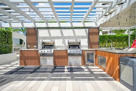 3000 Island Boulevard Aventura FL 33160