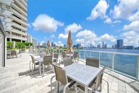 3000 Island Boulevard Aventura FL 33160