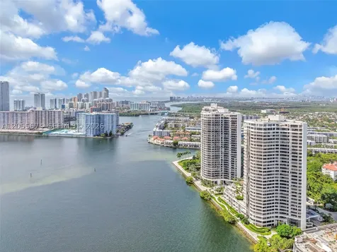 3000 Island Boulevard Aventura FL 33160