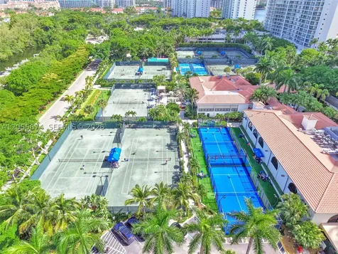 3000 Island Boulevard Aventura FL 33160