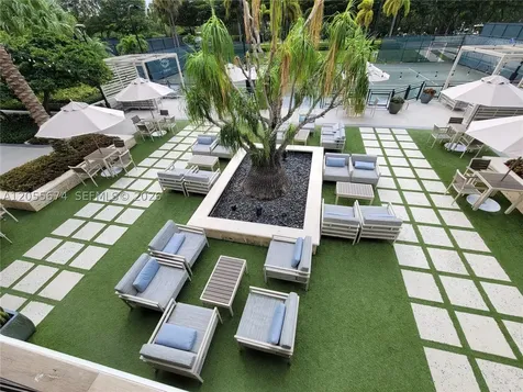 3000 Island Boulevard Aventura FL 33160