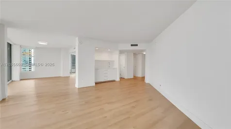 555 NE 34th Street Miami FL 33137
