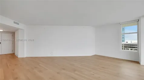 555 NE 34th Street Miami FL 33137