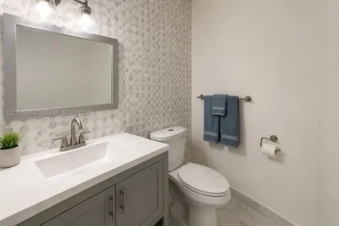 2260 NE 67th Street Fort Lauderdale FL 33308