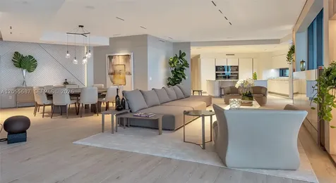 18555 Collins Avenue Sunny Isles Beach FL 33160