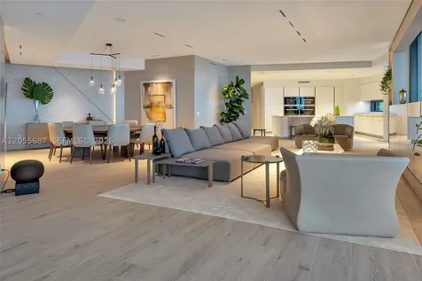 18555 Collins Avenue Sunny Isles Beach FL 33160