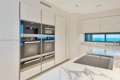 18555 Collins Avenue Sunny Isles Beach FL 33160