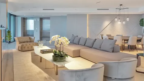 18555 Collins Avenue Sunny Isles Beach FL 33160