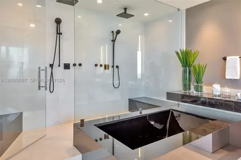 18555 Collins Avenue Sunny Isles Beach FL 33160