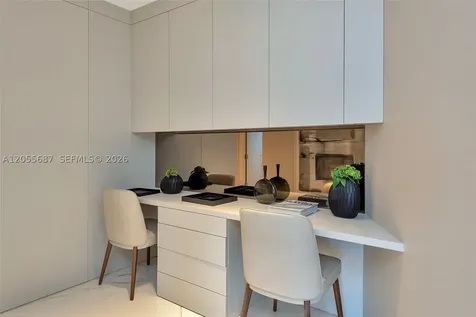 18555 Collins Avenue Sunny Isles Beach FL 33160