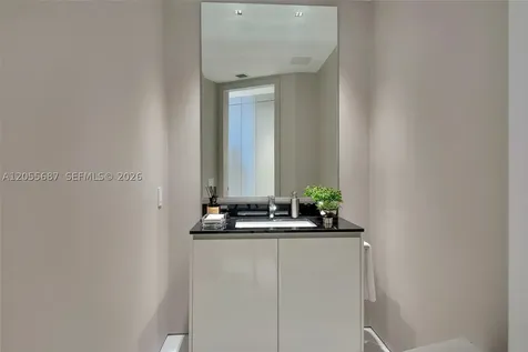 18555 Collins Avenue Sunny Isles Beach FL 33160