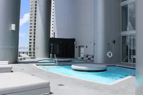 18555 Collins Avenue Sunny Isles Beach FL 33160