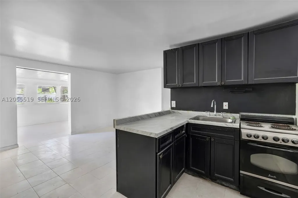 418 S 24th Avenue Hollywood FL 33020