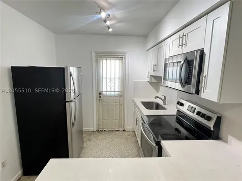 1057 SW 7th Street Miami FL 33130