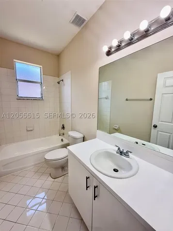 2123 NE 38th Road Homestead FL 33033