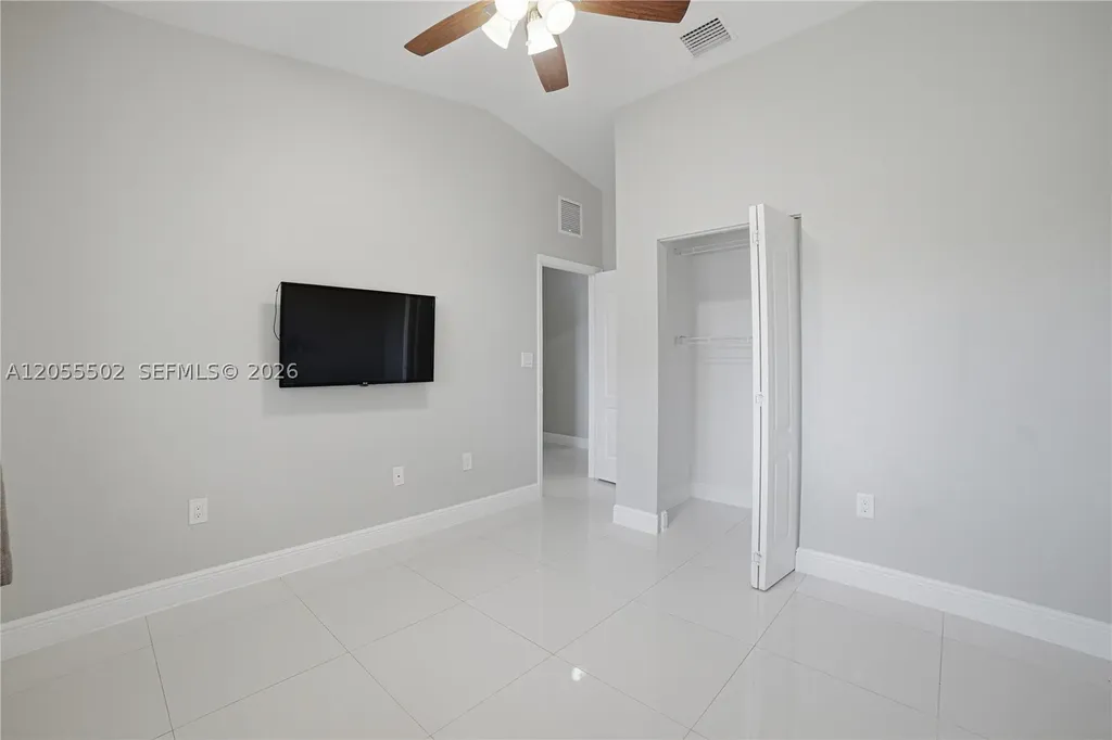 935 NW 2nd Avenue Fort Lauderdale FL 33311