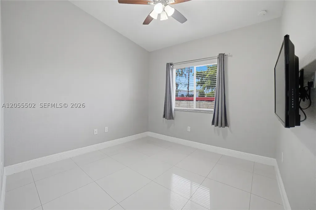 935 NW 2nd Avenue Fort Lauderdale FL 33311
