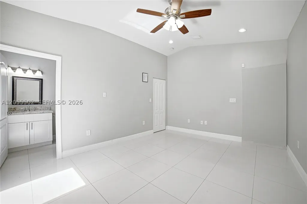 935 NW 2nd Avenue Fort Lauderdale FL 33311