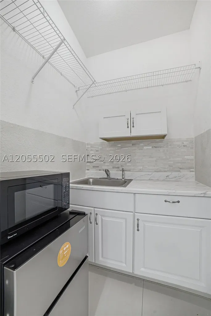 935 NW 2nd Avenue Fort Lauderdale FL 33311