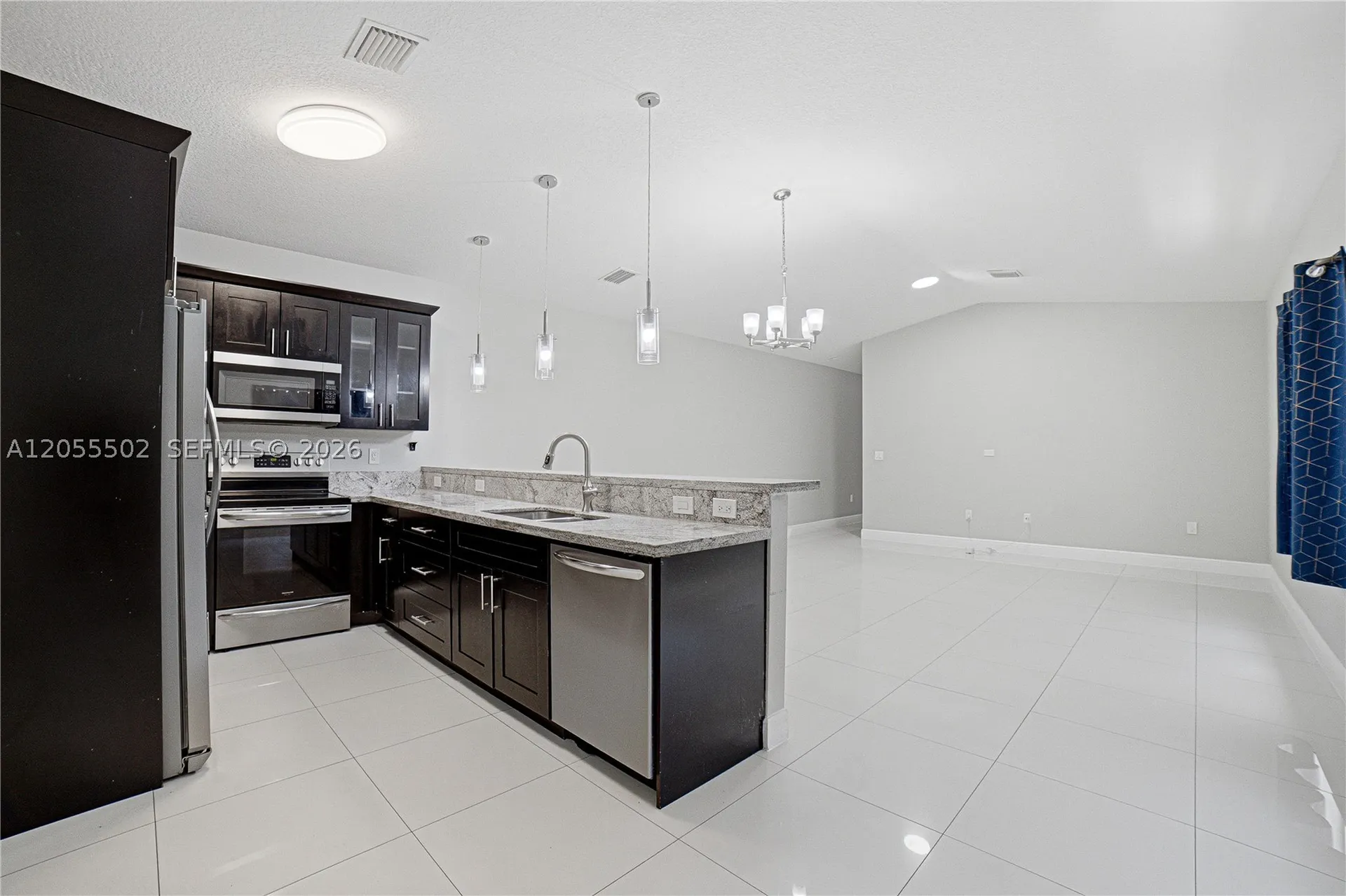 935 NW 2nd Avenue Fort Lauderdale FL 33311