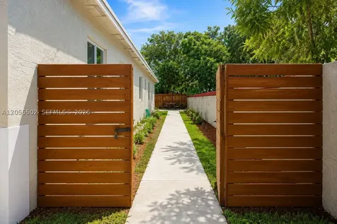935 NW 2nd Avenue Fort Lauderdale FL 33311