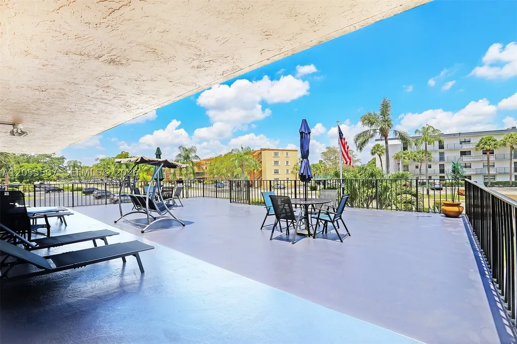9370 SW 8th Street Boca Raton FL 33428