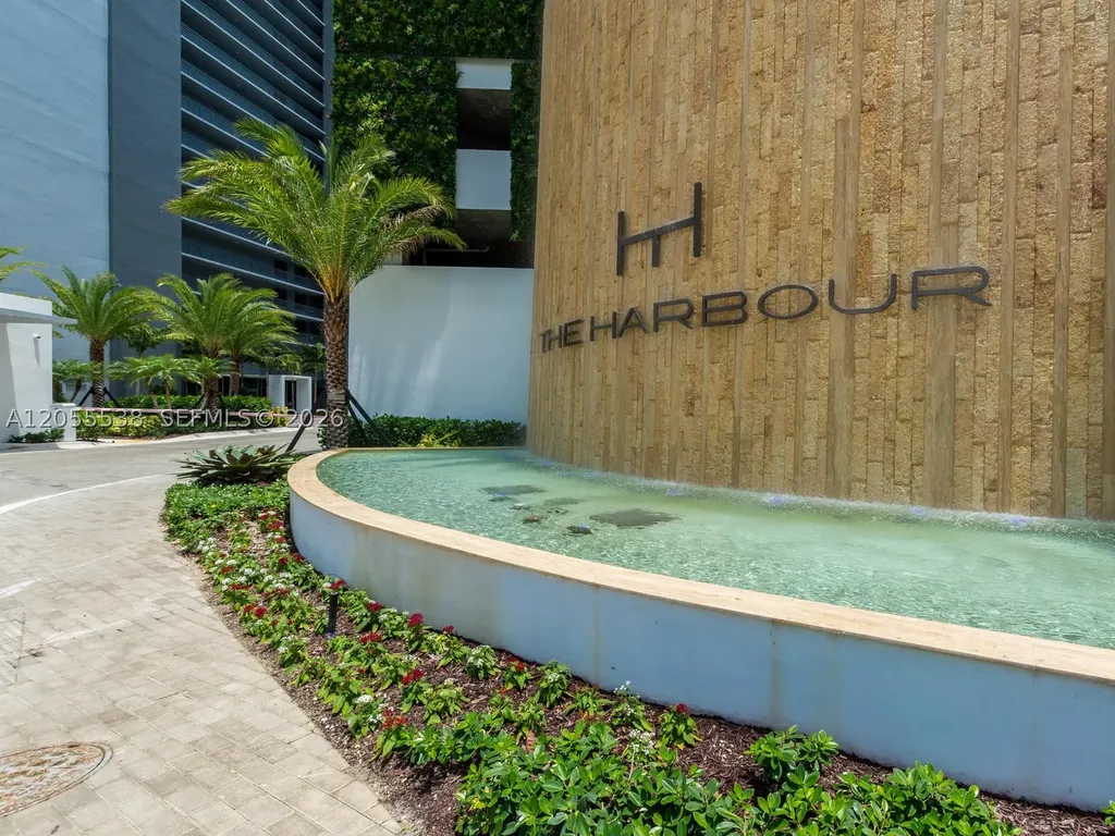 16385 Biscayne Boulevard North Miami Beach FL 33160