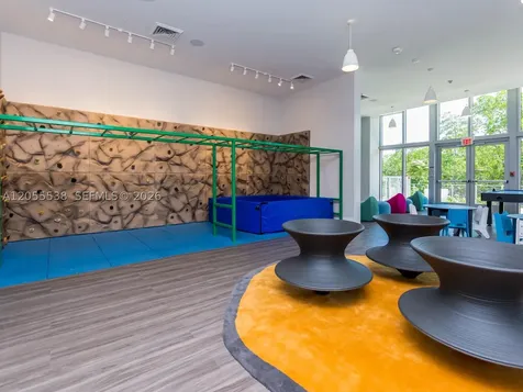 16385 Biscayne Boulevard North Miami Beach FL 33160