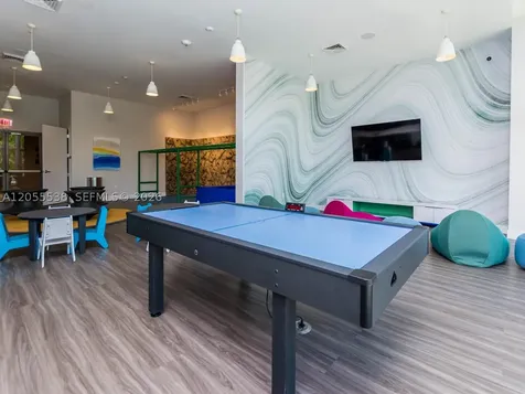 16385 Biscayne Boulevard North Miami Beach FL 33160
