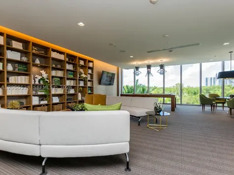 16385 Biscayne Boulevard North Miami Beach FL 33160