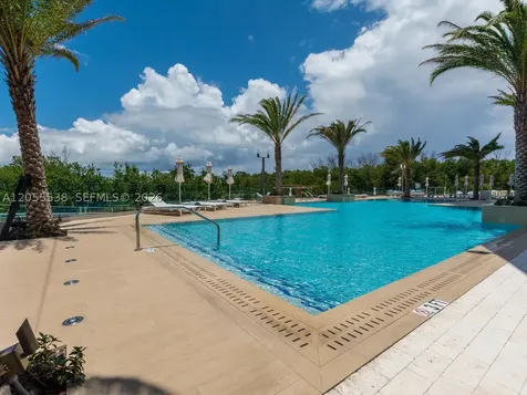 16385 Biscayne Boulevard North Miami Beach FL 33160
