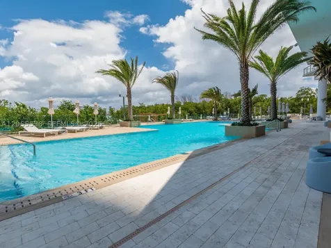16385 Biscayne Boulevard North Miami Beach FL 33160