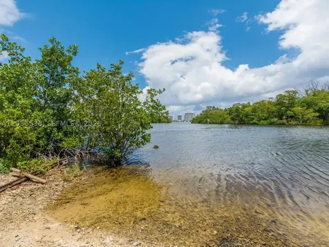 16385 Biscayne Boulevard North Miami Beach FL 33160