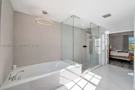 3846 W Gardenia Avenue Weston FL 33332