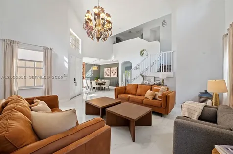 3846 W Gardenia Avenue Weston FL 33332