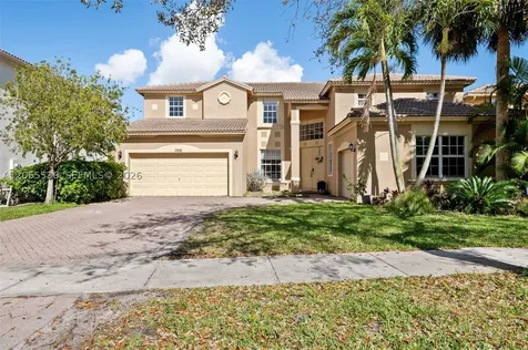 3846 W Gardenia Avenue Weston FL 33332