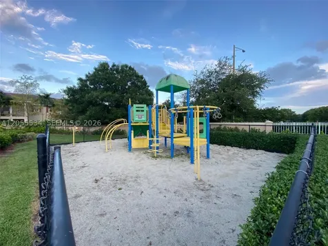 5035 Wiles Road Coconut Creek FL 33073