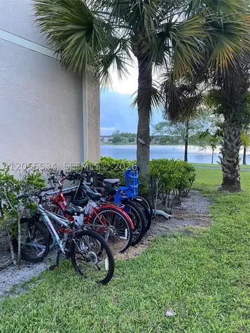 5035 Wiles Road Coconut Creek FL 33073