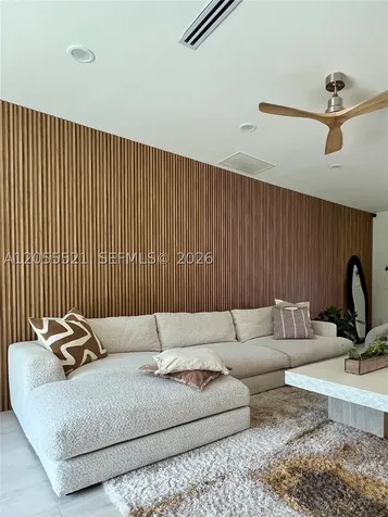 4515 Alton Road Miami Beach FL 33140