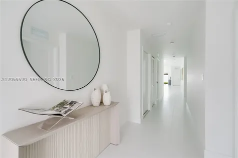 4789 NW 1st Street Miami FL 33126