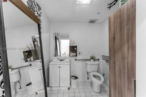 5991 NW 102nd Avenue Doral FL 33178