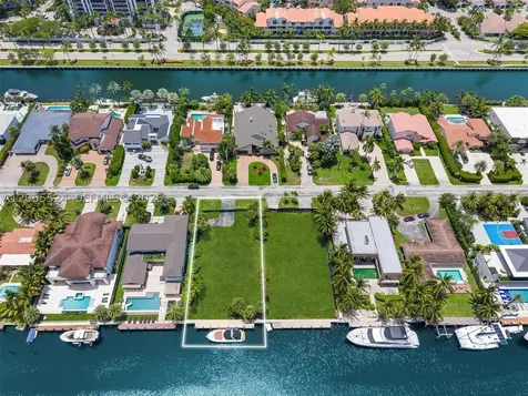 460 Holiday Drive Hallandale Beach FL 33009