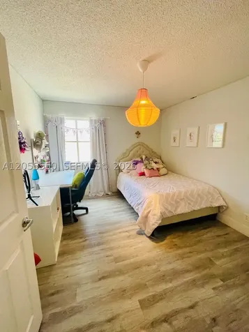 1652 Orchid Bend Weston FL 33327